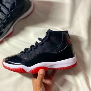 Jordan Bred 11 size 7.5
